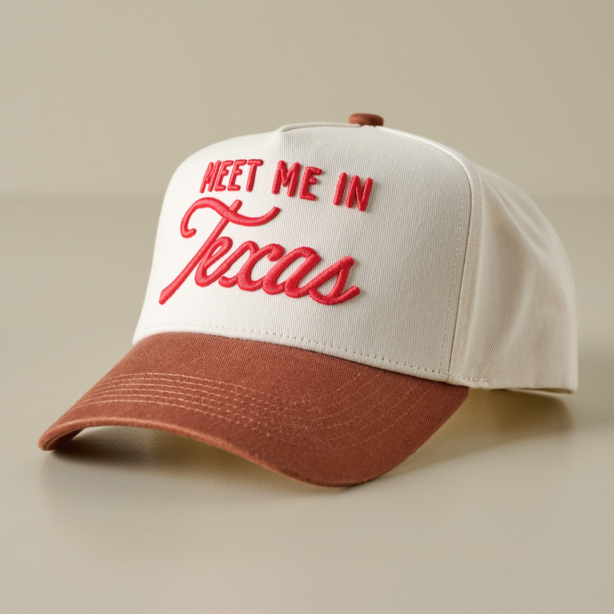 MEETMETXIVYHAT_2